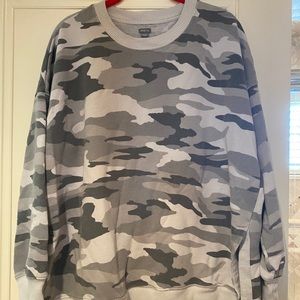 Aerie Oversized Black & Grey size Medium